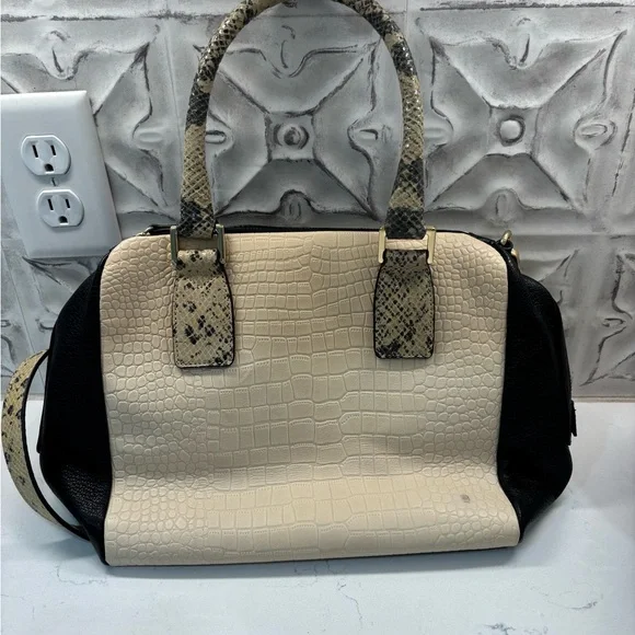 Marc Fisher Cream and Black Handbag Shoulder Bag Exotic Animal Print - Picture 4 of 7